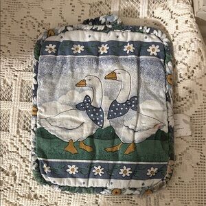 Goose Print Quilted Pot Holder